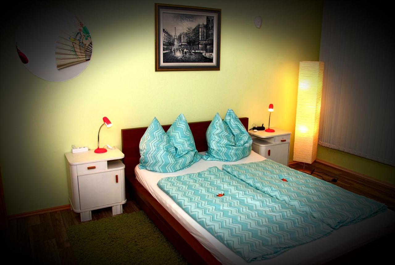 Apartment Heidi Оберасбах Экстерьер фото