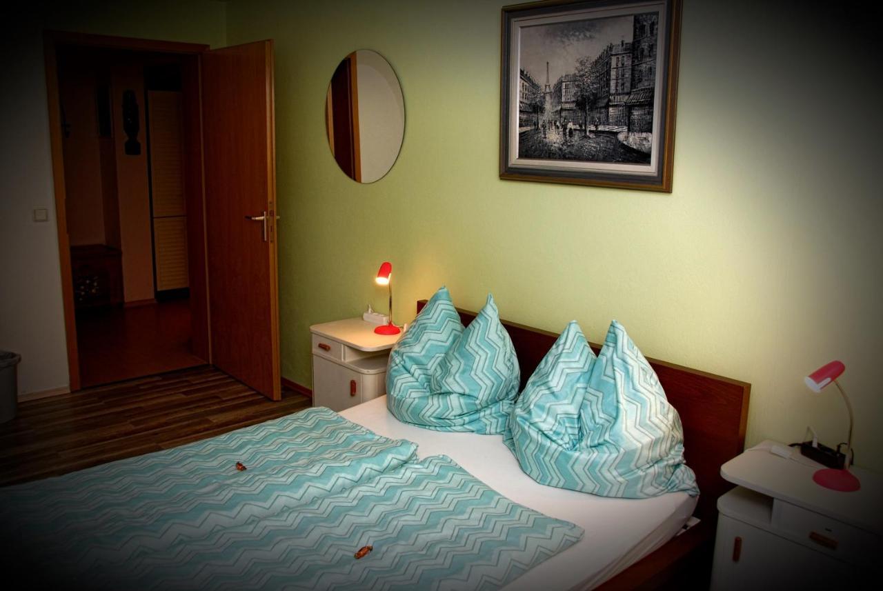 Apartment Heidi Оберасбах Экстерьер фото